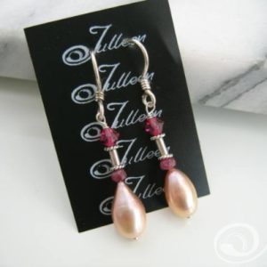 Deidre Pearl Cluster Earrings E037-26