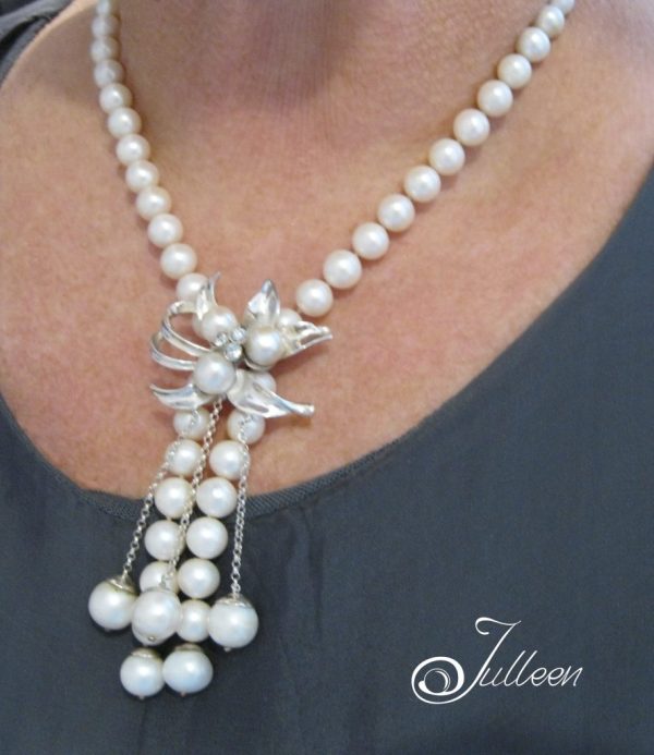 Retro Chic Sterling Silver Flower Pearl Pendant Necklace - Image 2