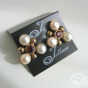 Maja Red Garnet Earrings