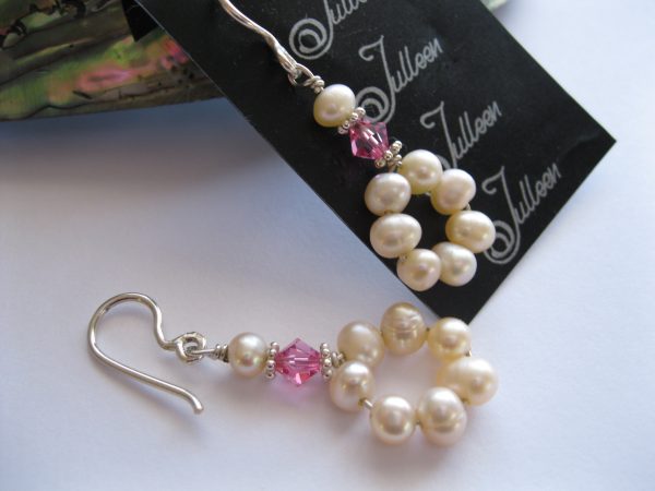 Pink Musk Crystal and Pearl Dangle Hoop Earrings - Image 3