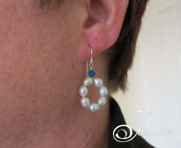 Kiki Aqua Blue Pearl and Cobalt Blue Agate Dangle Hoop Earrings - Image 2