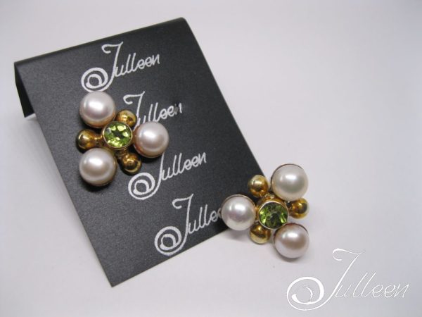Maja Peridot Earrings - Image 2