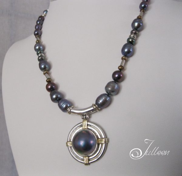 Blue Moon Mabe Black Pearl Pendant Sterling Silver Necklace - Image 2
