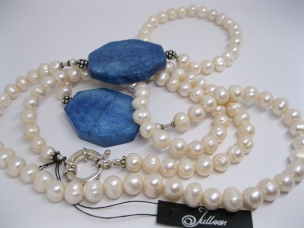 Carla Long White Pearl Necklace with Chunky Blue Lapis Lazuli - Image 2