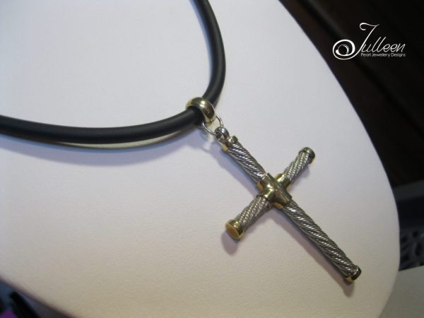 Contemporary Men's Cross on Neoprene 20 inch - Image 3