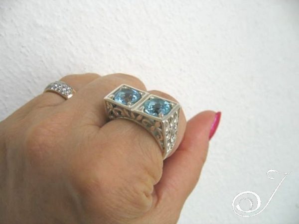 Clarity, Sky Blue Double Topaz Ring Sterling Silver - Image 3
