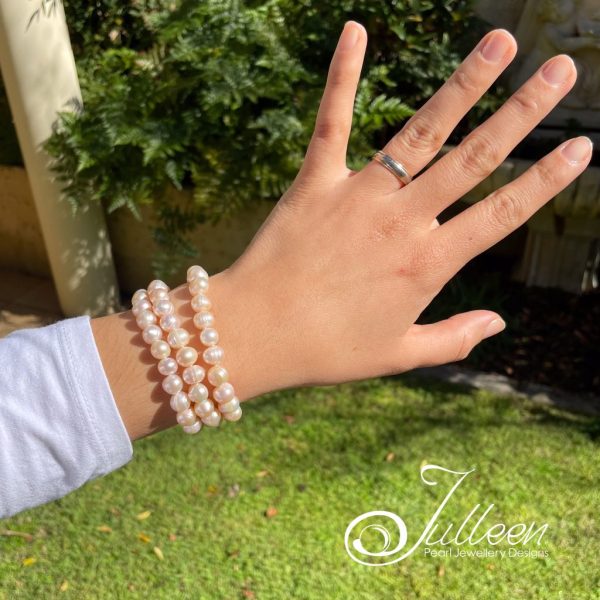 Tessa Pink Pearl Bracelet - Image 5