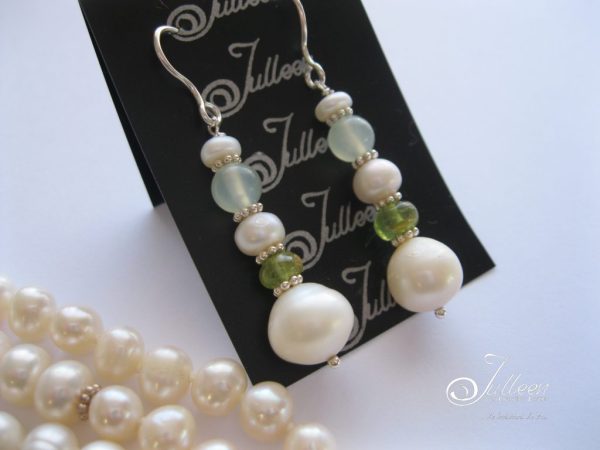 Pale Green Jade and Pearl Long Necklace Set - Image 2