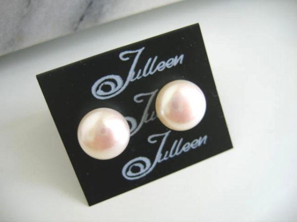 Sweet White Pearl Studs