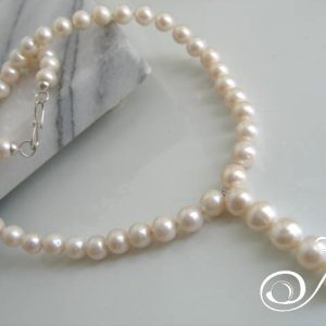 Jeri Pearl T Necklace White Pearl Simple Necklace with T Drop of 5 pearls 925