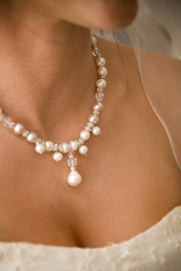 White Bridal Pearl Necklace - Image 3