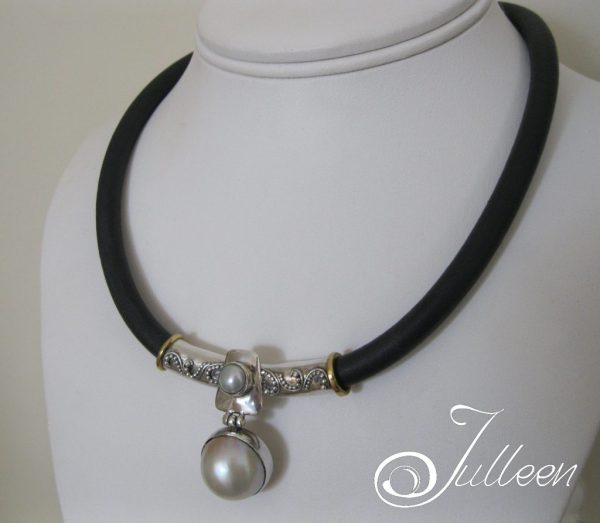 Funky Tube Cream Mabe and Pearl Pendant on Black Braided Leather - Image 3