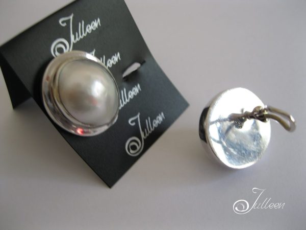 Substantial 20mm White Mabe Hallmarked 925 Sterling Silver Clip On Earring - Image 3