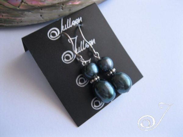 Double Pearl Peacock Green Hook Earring 925