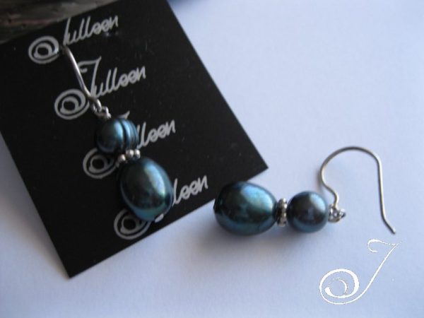 Double Pearl Peacock Green Hook Earring 925 - Image 3