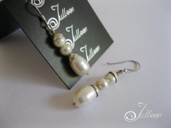White Triple Drop Pearl Hook Earring 925 - Image 2