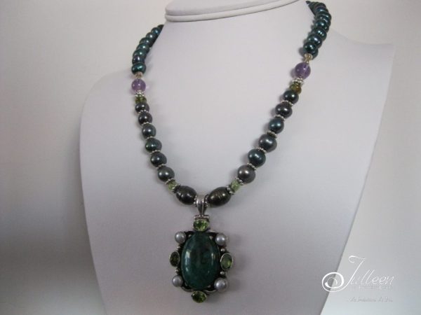 Chrysocolla, Peridot Pearl Pendant Necklace on Peacock Green Pearl - Image 2
