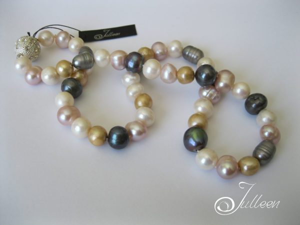 Multi Tone Large Pearl Necklace Crystal Ball Clasp - Image 2