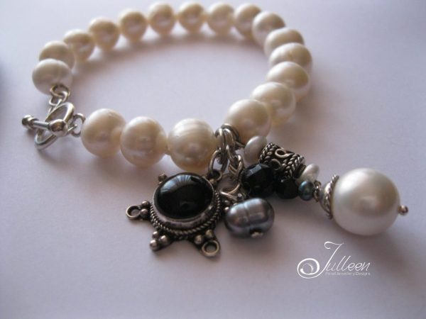 Onyx White Pearl Dangle Charm Bracelet 925