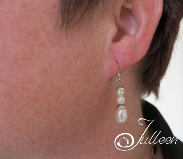 White Triple Drop Pearl Hook Earring 925 - Image 4