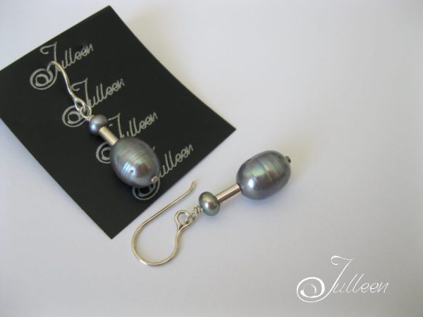 Silver Grey Double Pearl Hook Earring 925 - Image 2