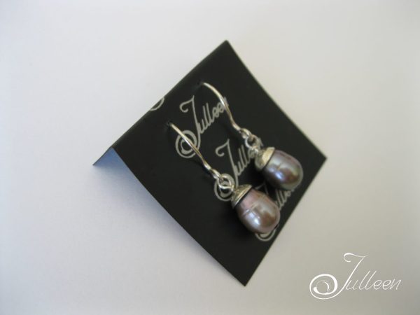 Dove Grey Oval Pearl Hook Earring 925