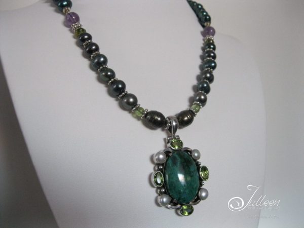 Chrysocolla, Peridot Pearl Pendant Necklace on Peacock Green Pearl - Image 5