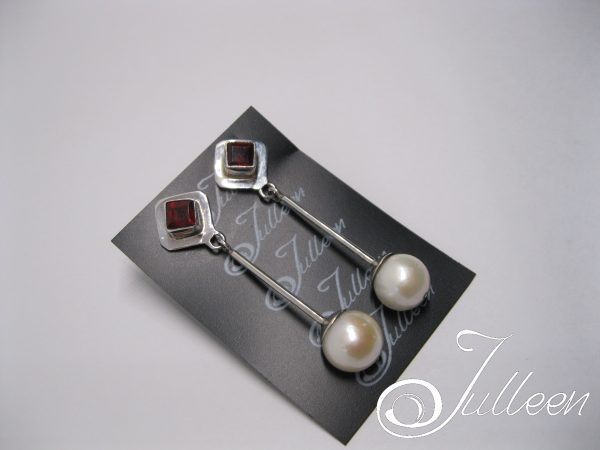 Sandy Long Pearl and Red Garnet Earring PLUS Lobe Lift Back 925 - Image 3